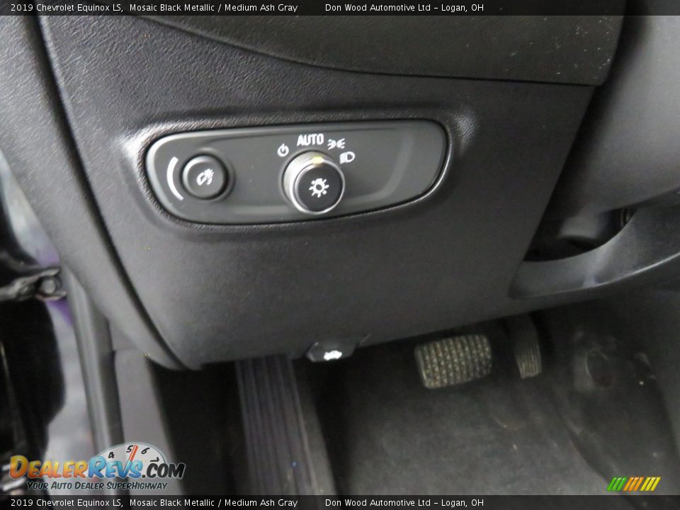 2019 Chevrolet Equinox LS Mosaic Black Metallic / Medium Ash Gray Photo #20