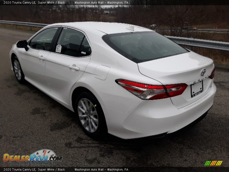 2020 Toyota Camry LE Super White / Black Photo #2