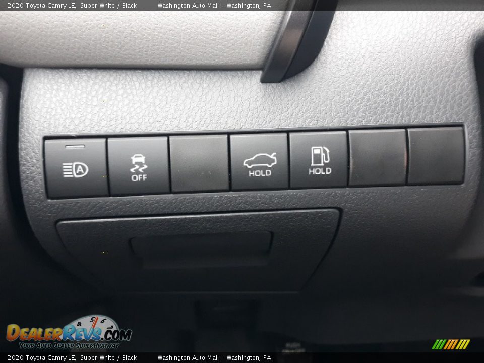 2020 Toyota Camry LE Super White / Black Photo #9