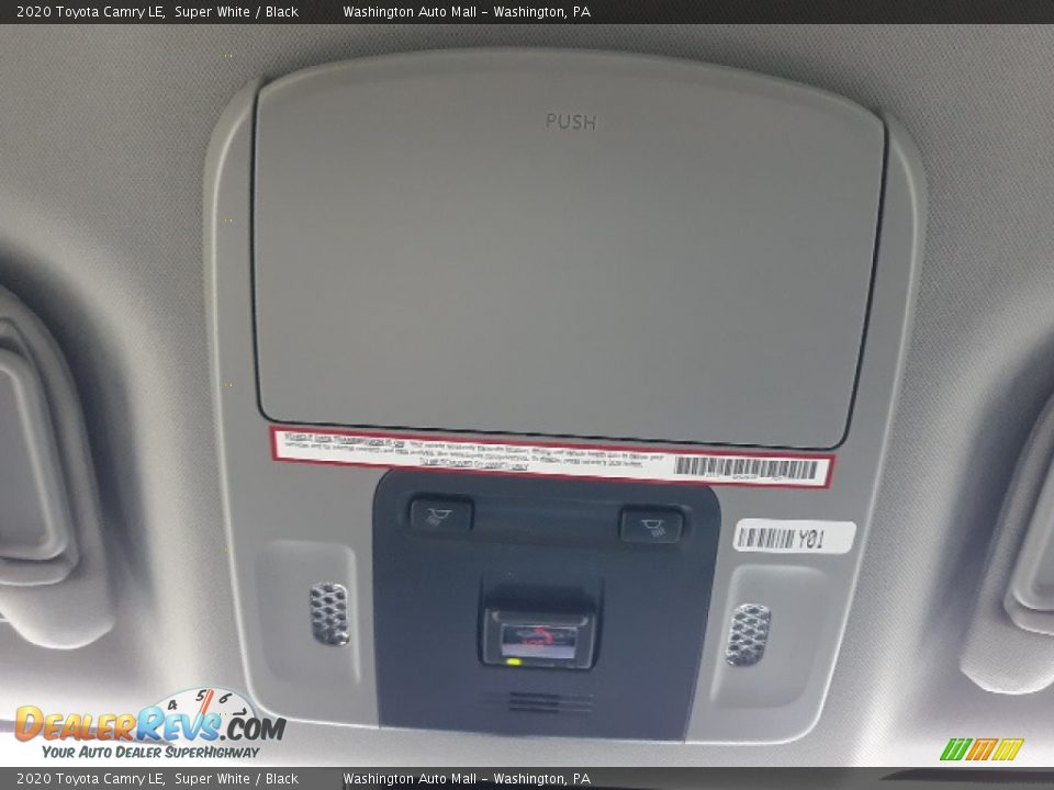 2020 Toyota Camry LE Super White / Black Photo #10