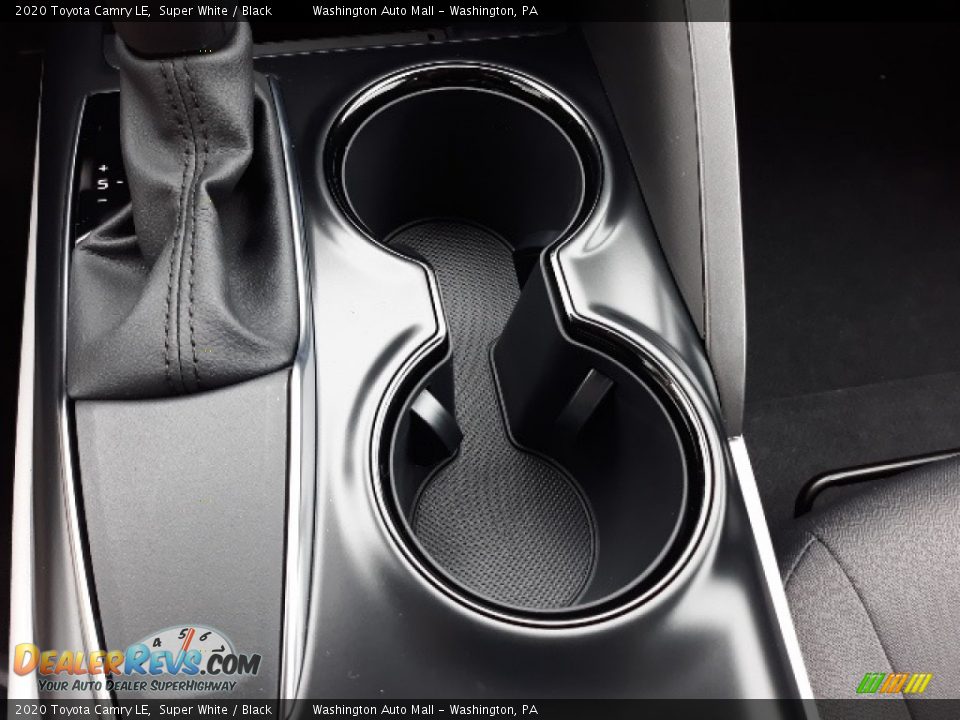 2020 Toyota Camry LE Super White / Black Photo #20