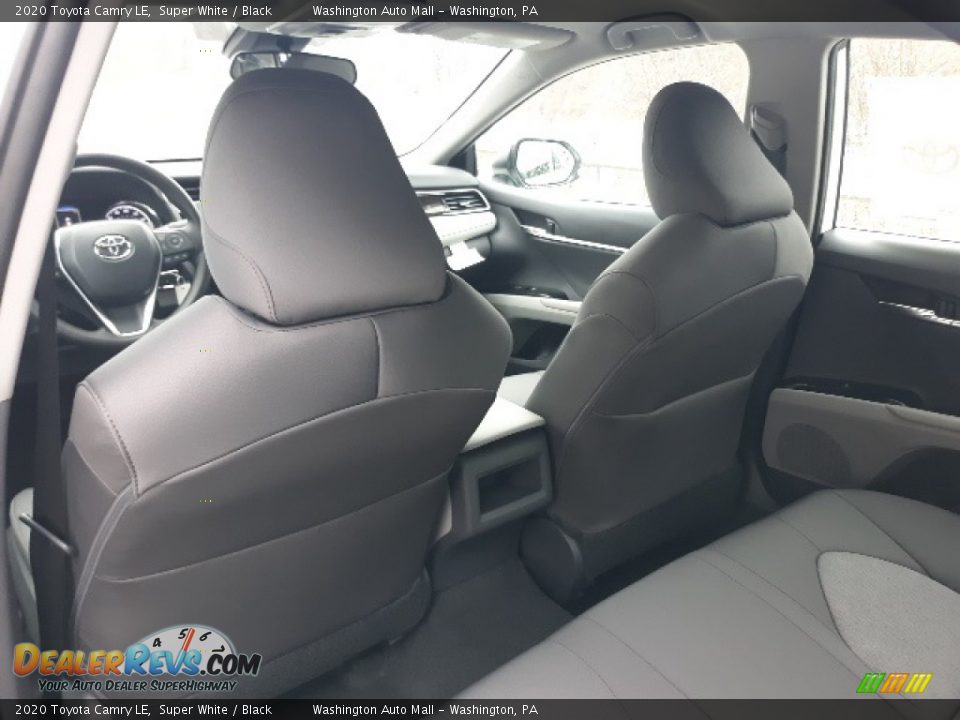 2020 Toyota Camry LE Super White / Black Photo #25