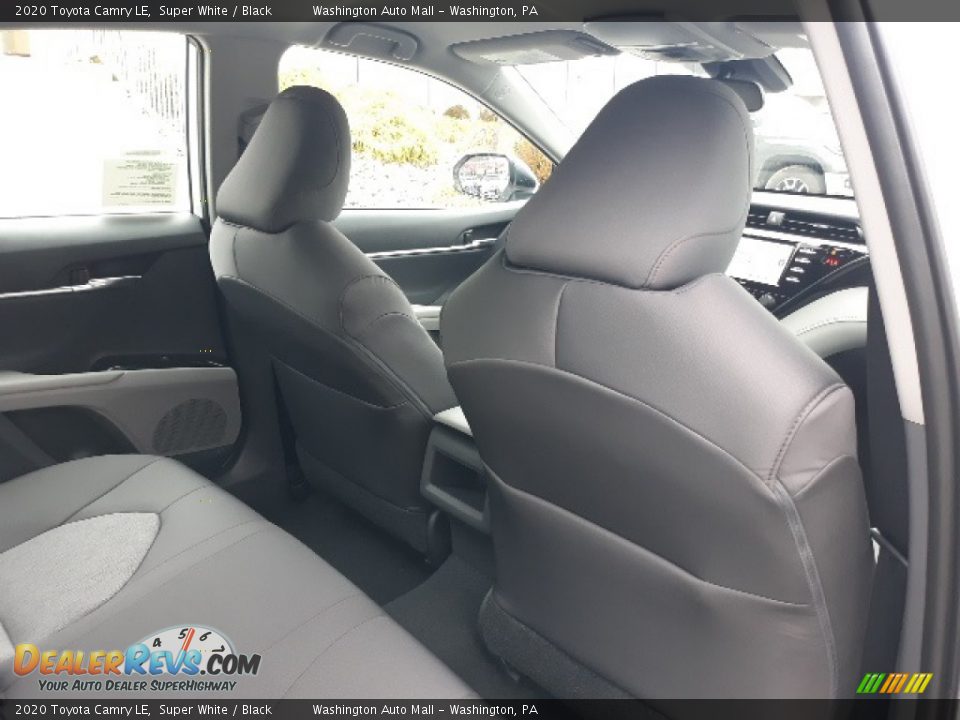 2020 Toyota Camry LE Super White / Black Photo #30