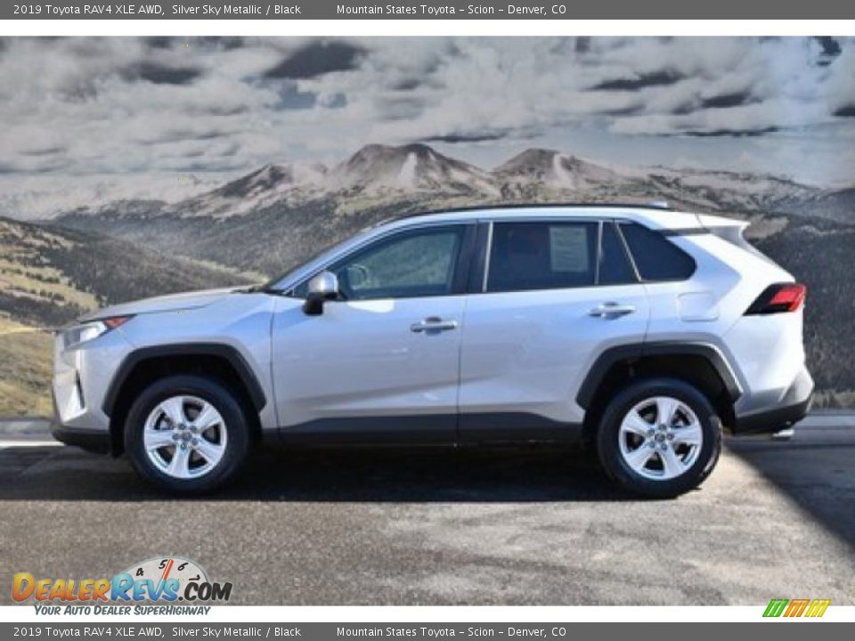 2019 Toyota RAV4 XLE AWD Silver Sky Metallic / Black Photo #6