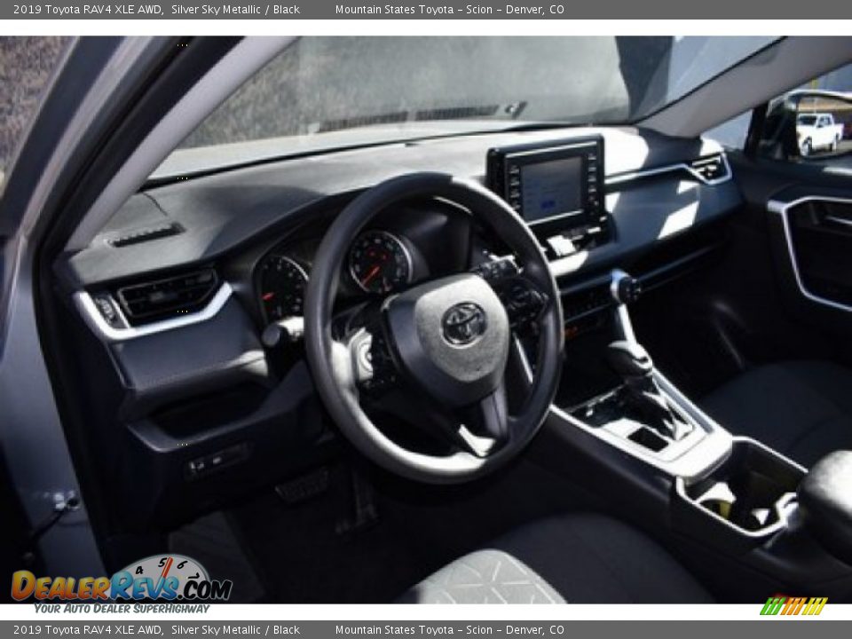 2019 Toyota RAV4 XLE AWD Silver Sky Metallic / Black Photo #9