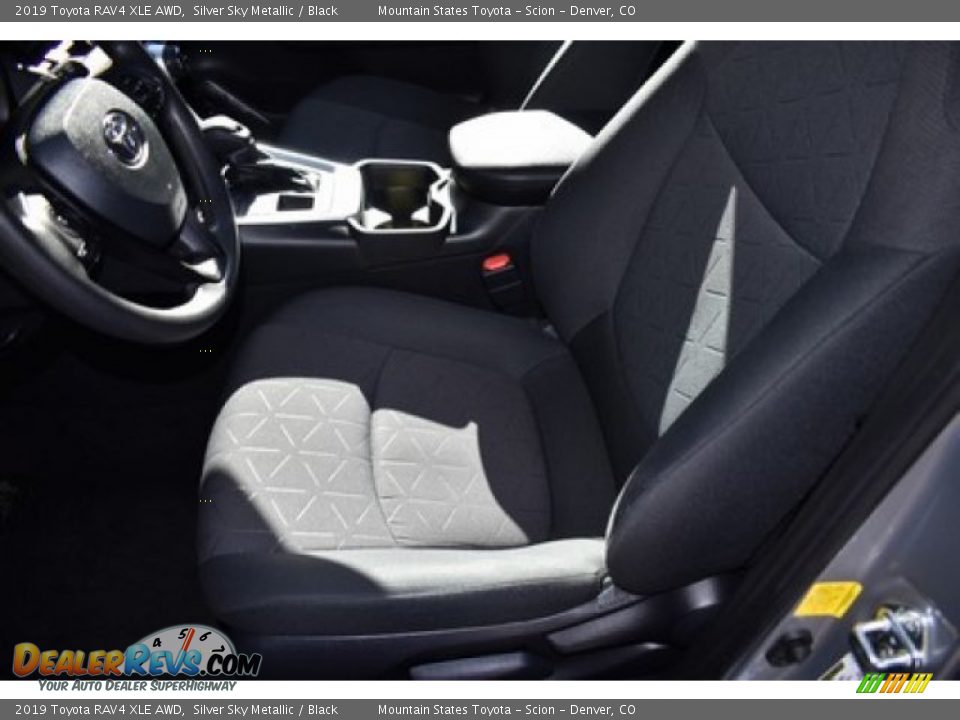 2019 Toyota RAV4 XLE AWD Silver Sky Metallic / Black Photo #10
