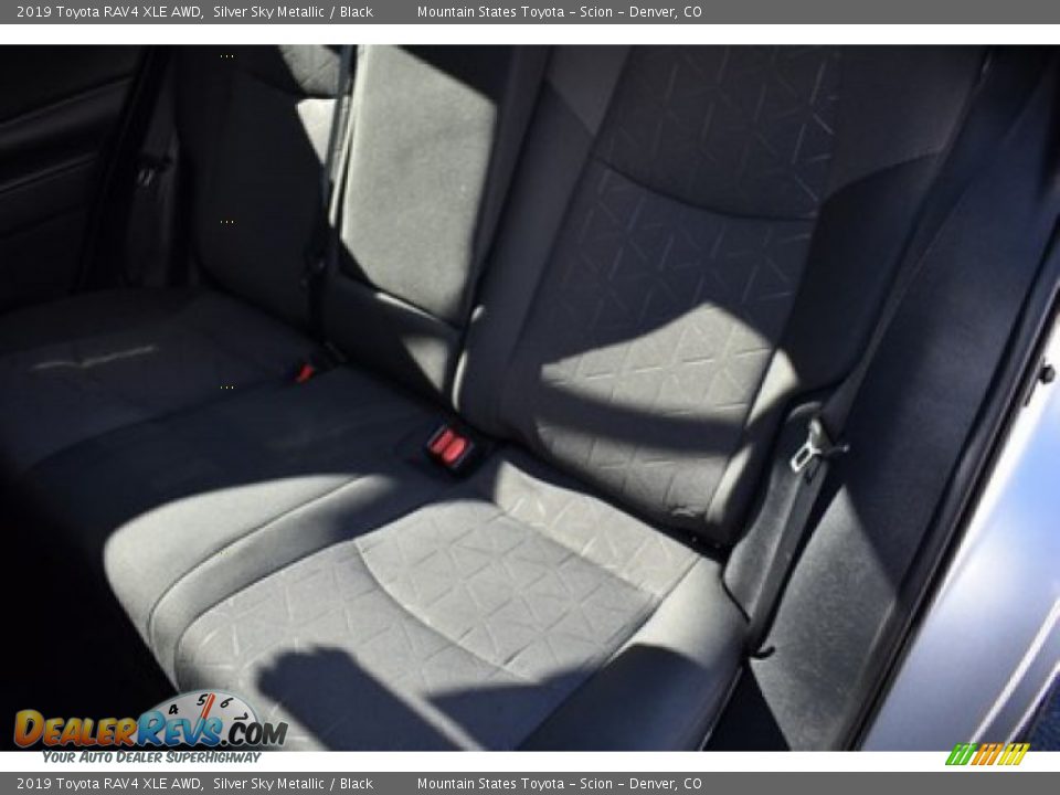 2019 Toyota RAV4 XLE AWD Silver Sky Metallic / Black Photo #20