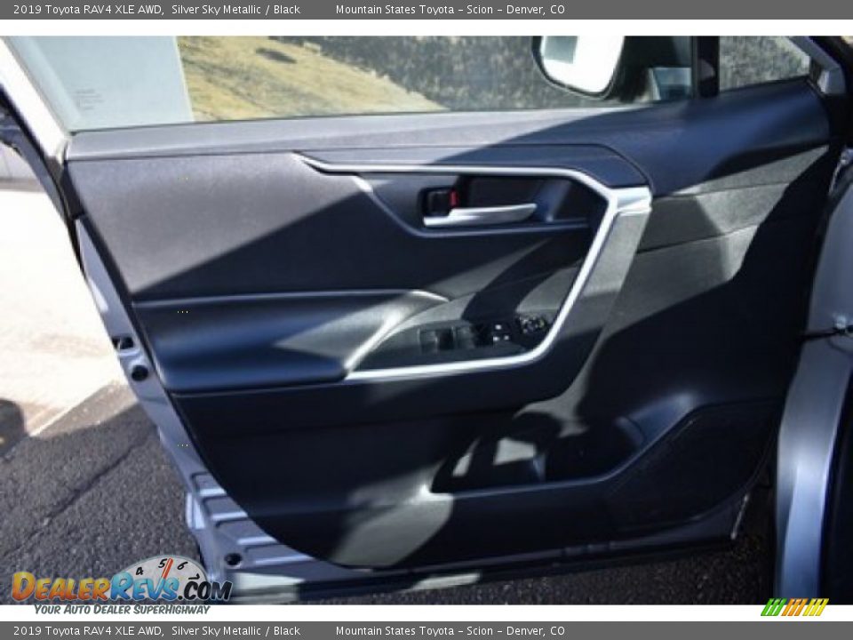 2019 Toyota RAV4 XLE AWD Silver Sky Metallic / Black Photo #22
