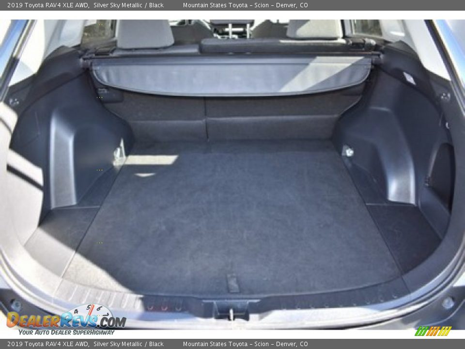 2019 Toyota RAV4 XLE AWD Silver Sky Metallic / Black Photo #24