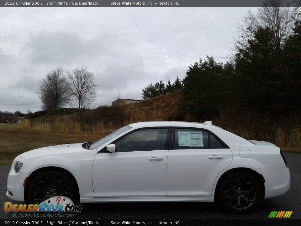 2019 Chrysler 300 S Bright White / Caramel/Black Photo #1