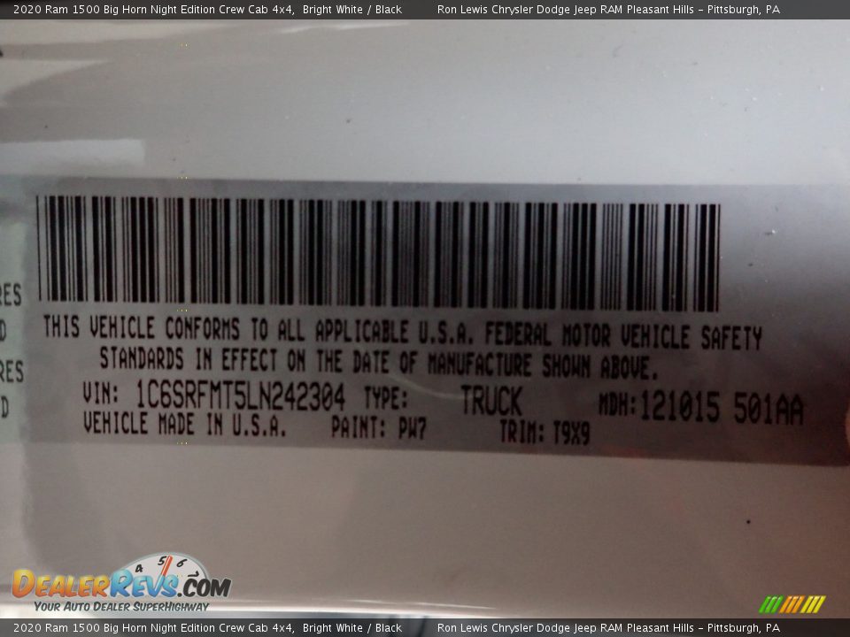 2020 Ram 1500 Big Horn Night Edition Crew Cab 4x4 Bright White / Black Photo #16