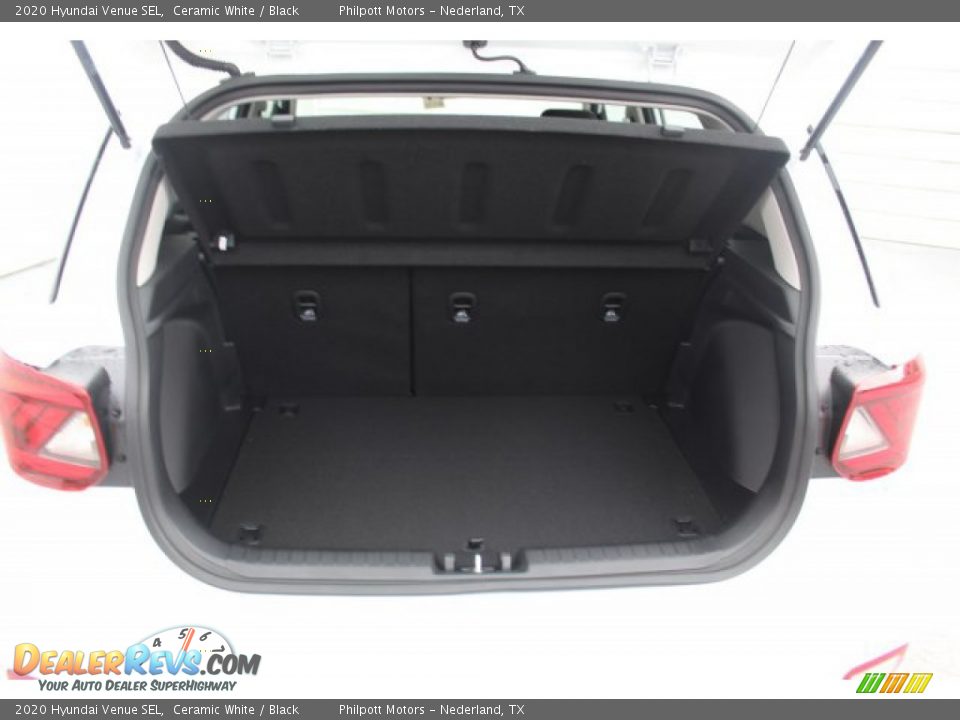 2020 Hyundai Venue SEL Ceramic White / Black Photo #22