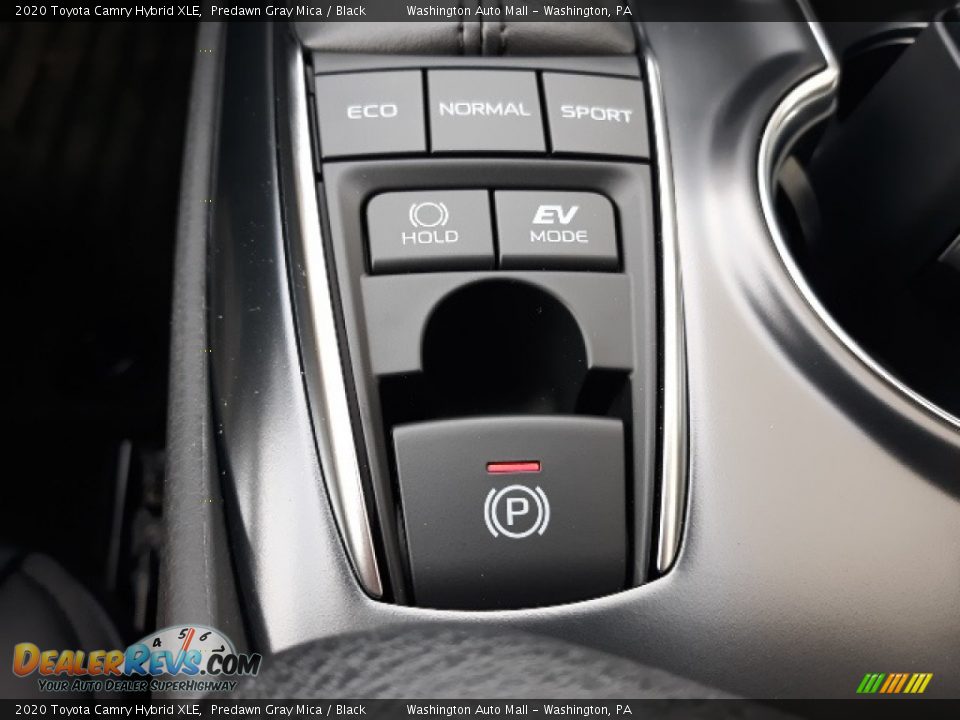 2020 Toyota Camry Hybrid XLE Predawn Gray Mica / Black Photo #17