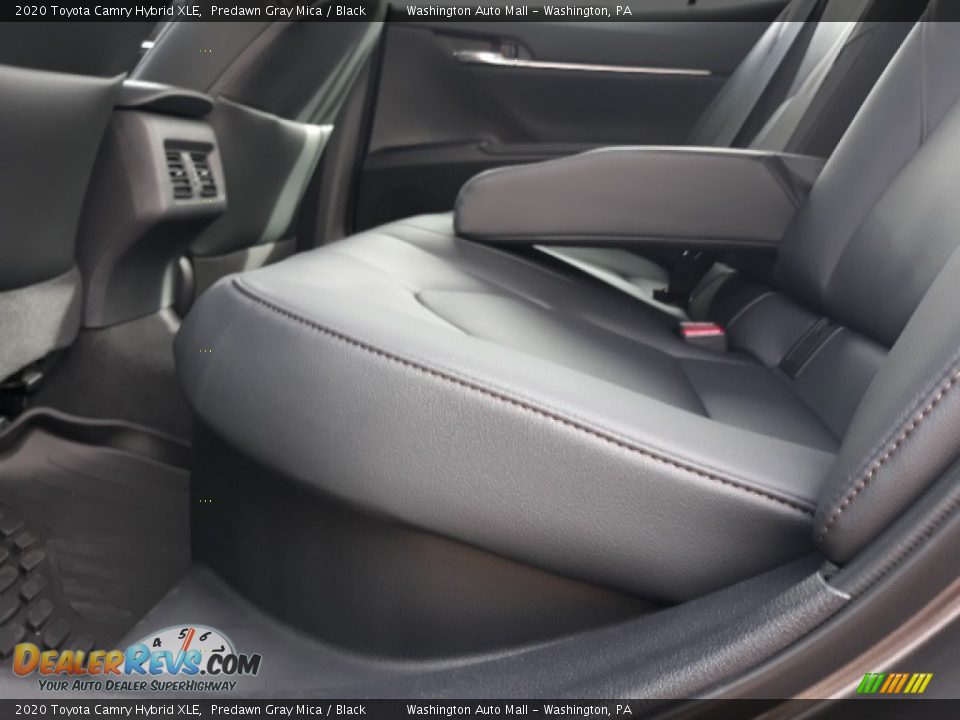 2020 Toyota Camry Hybrid XLE Predawn Gray Mica / Black Photo #33