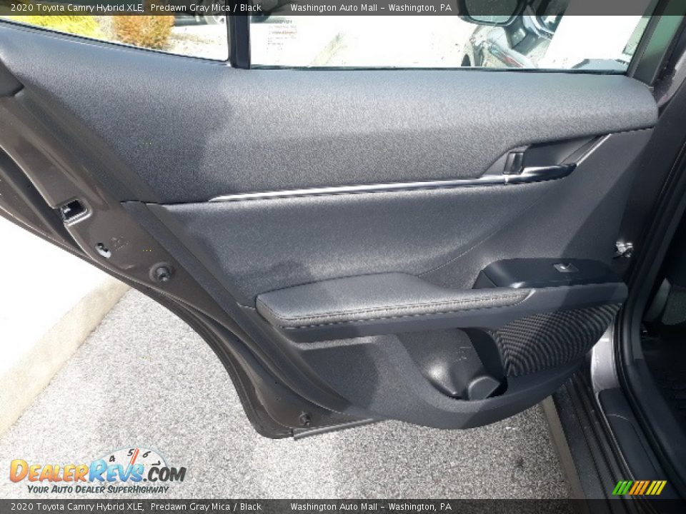 2020 Toyota Camry Hybrid XLE Predawn Gray Mica / Black Photo #34