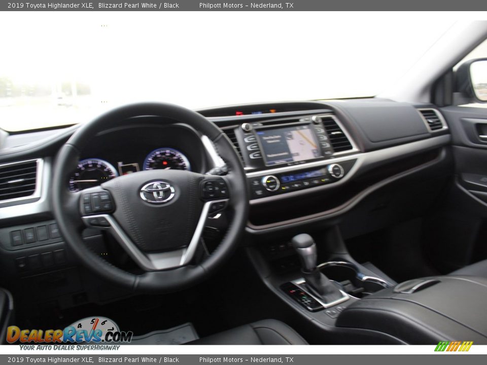 2019 Toyota Highlander XLE Blizzard Pearl White / Black Photo #22