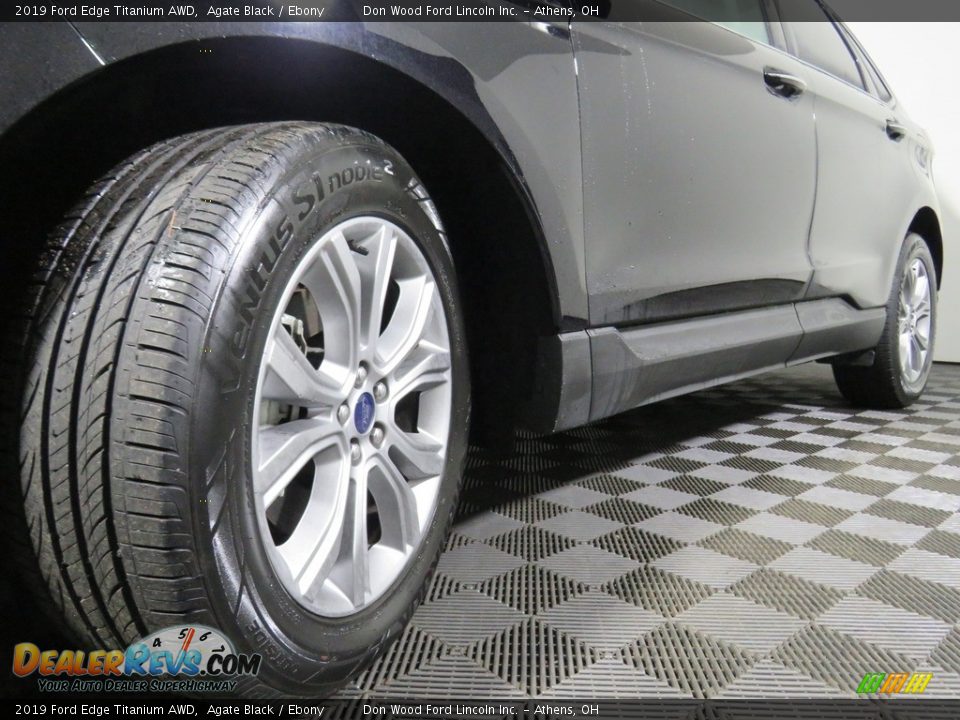 2019 Ford Edge Titanium AWD Agate Black / Ebony Photo #8