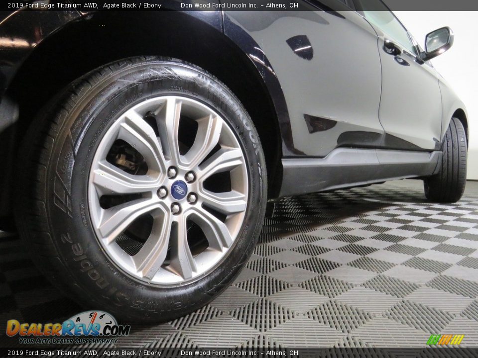 2019 Ford Edge Titanium AWD Agate Black / Ebony Photo #16
