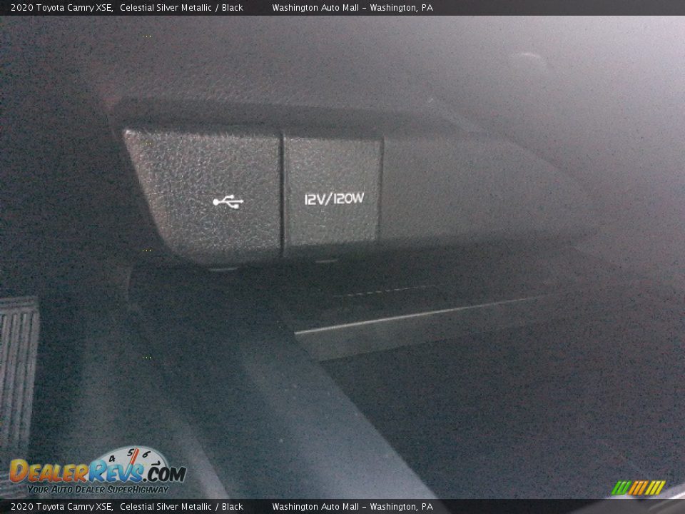 2020 Toyota Camry XSE Celestial Silver Metallic / Black Photo #17