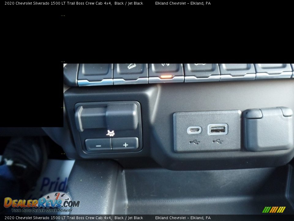 2020 Chevrolet Silverado 1500 LT Trail Boss Crew Cab 4x4 Black / Jet Black Photo #32