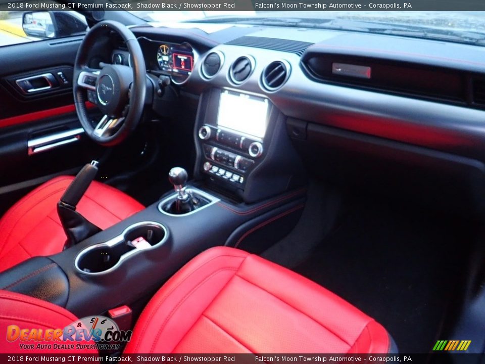 Dashboard of 2018 Ford Mustang GT Premium Fastback Photo #11