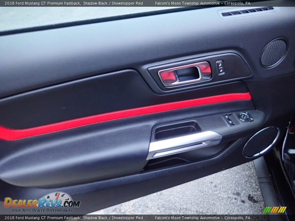 Door Panel of 2018 Ford Mustang GT Premium Fastback Photo #18