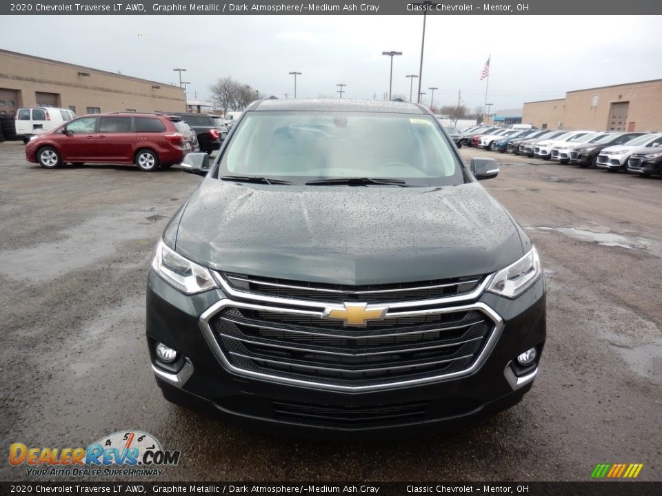 2020 Chevrolet Traverse LT AWD Graphite Metallic / Dark Atmosphere/­Medium Ash Gray Photo #2
