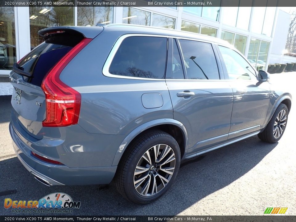 2020 Volvo XC90 T5 AWD Momentum Thunder Gray Metallic / Charcoal Photo #2