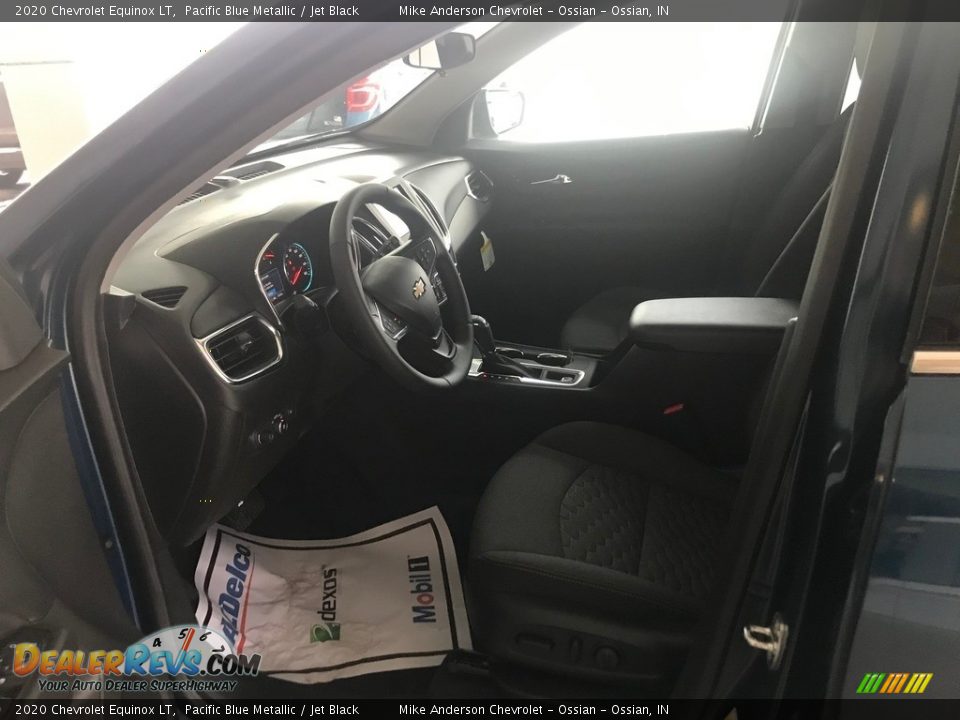 2020 Chevrolet Equinox LT Pacific Blue Metallic / Jet Black Photo #8