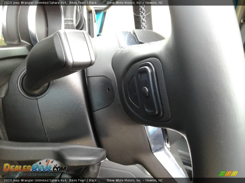 2020 Jeep Wrangler Unlimited Sahara 4x4 Steering Wheel Photo #13