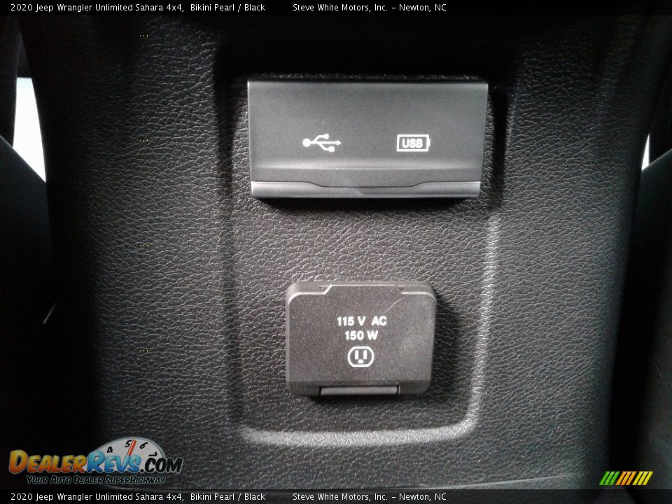 2020 Jeep Wrangler Unlimited Sahara 4x4 Bikini Pearl / Black Photo #15