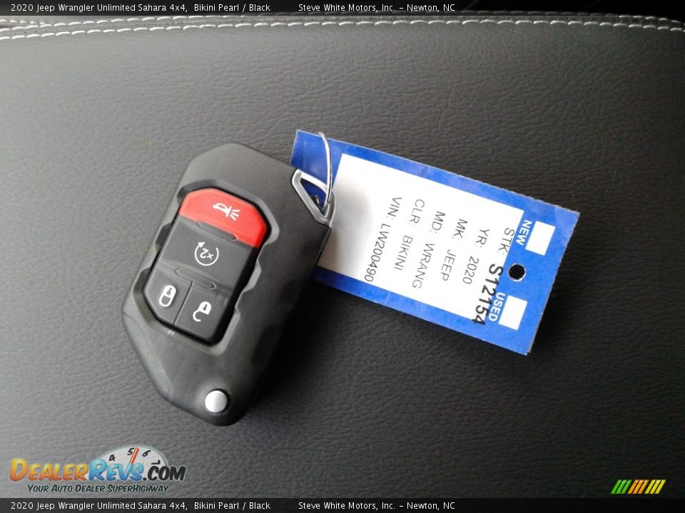 Keys of 2020 Jeep Wrangler Unlimited Sahara 4x4 Photo #33