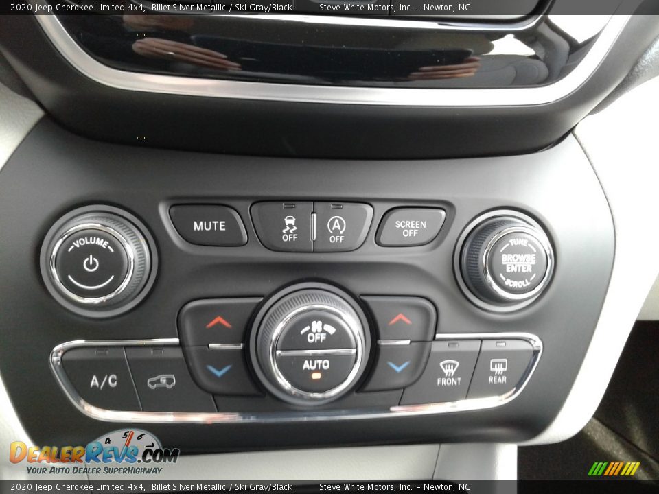 Controls of 2020 Jeep Cherokee Limited 4x4 Photo #27