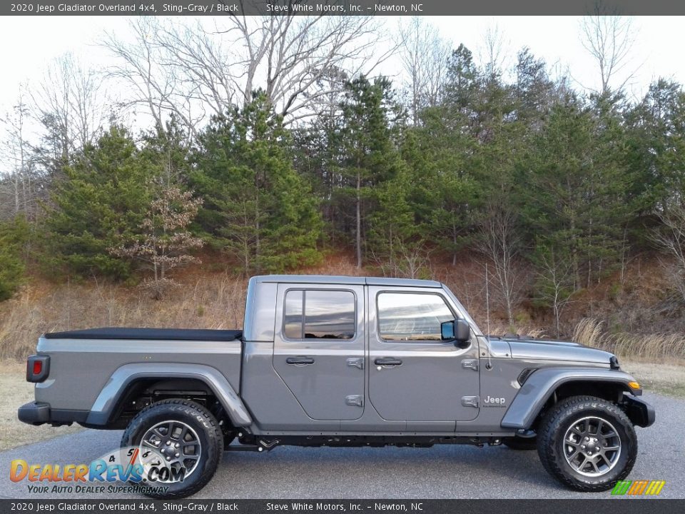 Sting-Gray 2020 Jeep Gladiator Overland 4x4 Photo #5