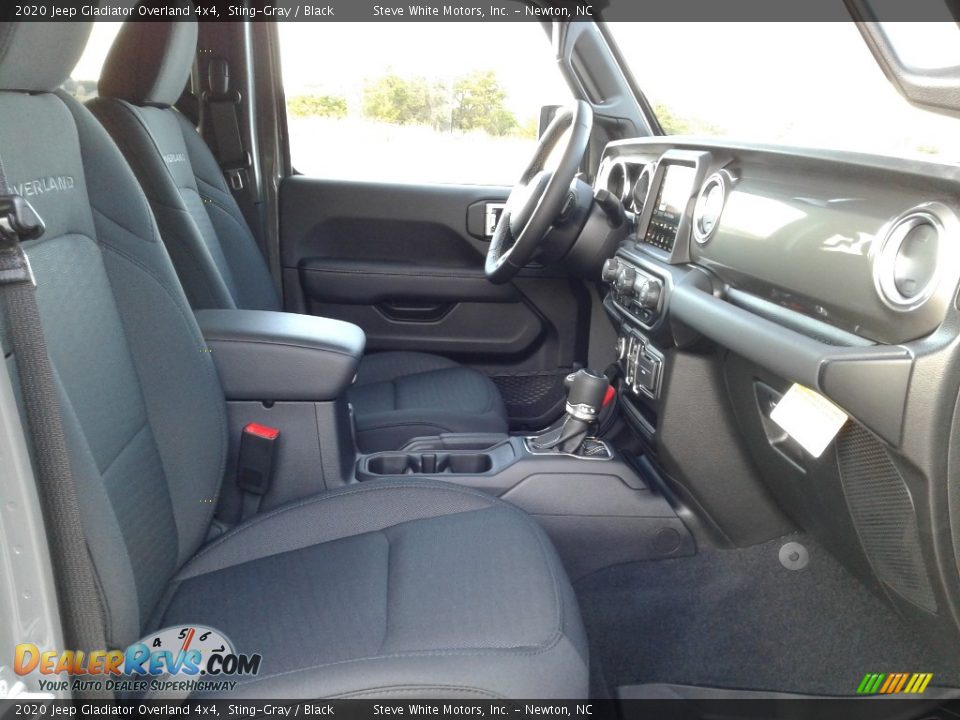 Front Seat of 2020 Jeep Gladiator Overland 4x4 Photo #20