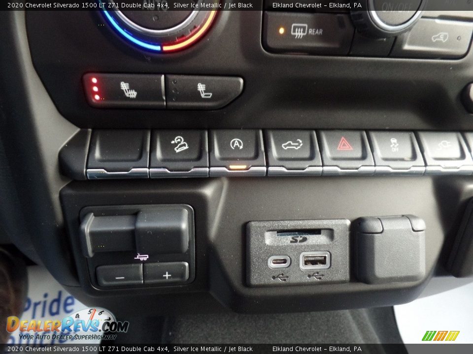 Controls of 2020 Chevrolet Silverado 1500 LT Z71 Double Cab 4x4 Photo #33