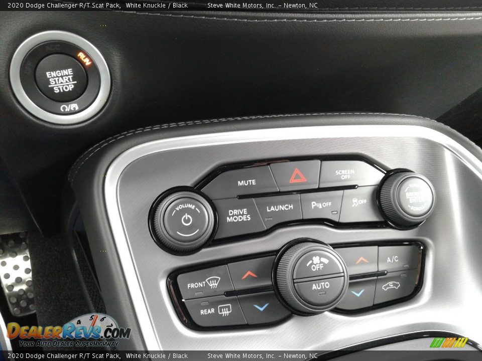 Controls of 2020 Dodge Challenger R/T Scat Pack Photo #25