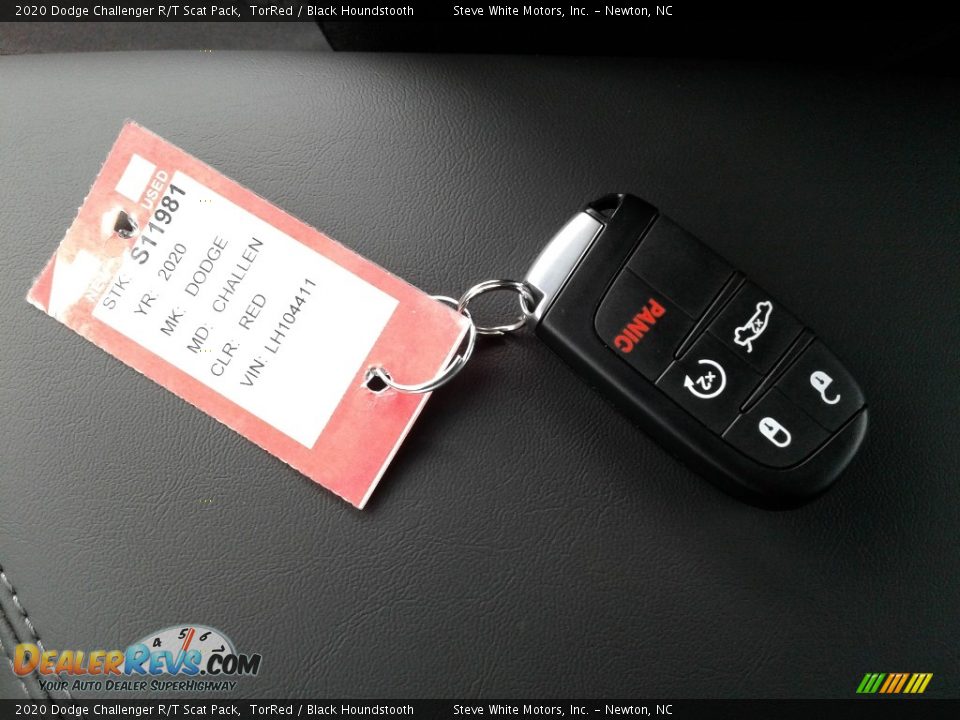 2020 Dodge Challenger R/T Scat Pack TorRed / Black Houndstooth Photo #28