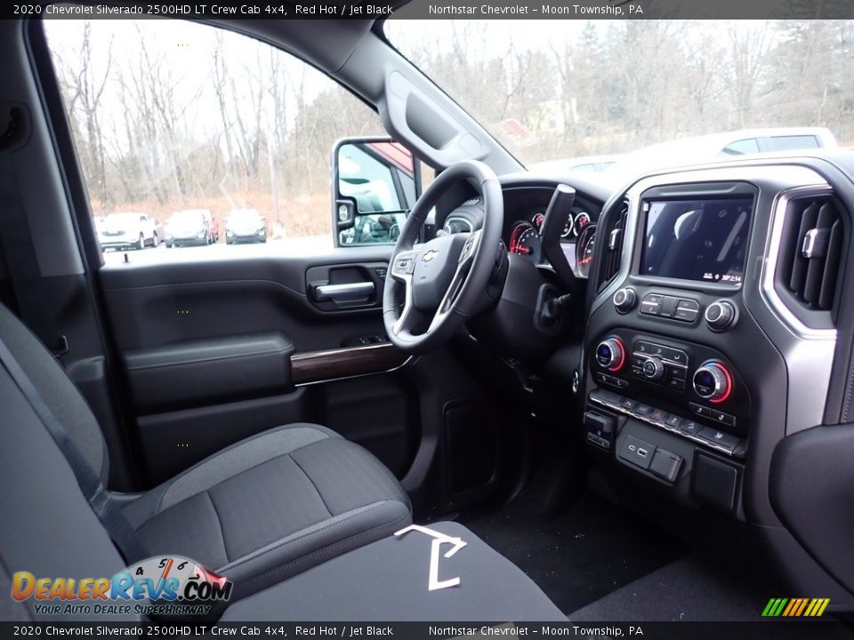 2020 Chevrolet Silverado 2500HD LT Crew Cab 4x4 Red Hot / Jet Black Photo #9