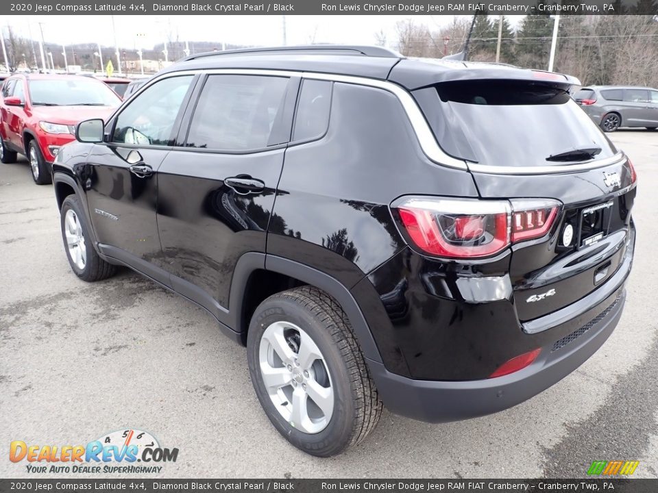 2020 Jeep Compass Latitude 4x4 Diamond Black Crystal Pearl / Black Photo #3