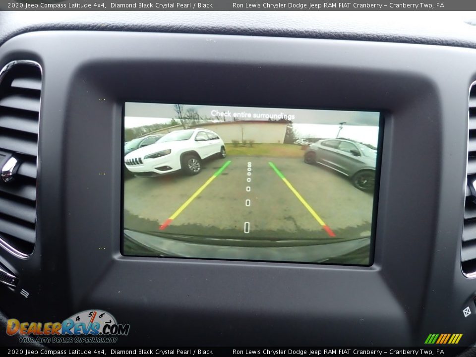2020 Jeep Compass Latitude 4x4 Diamond Black Crystal Pearl / Black Photo #17