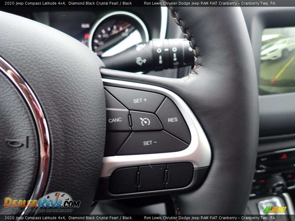 2020 Jeep Compass Latitude 4x4 Diamond Black Crystal Pearl / Black Photo #18