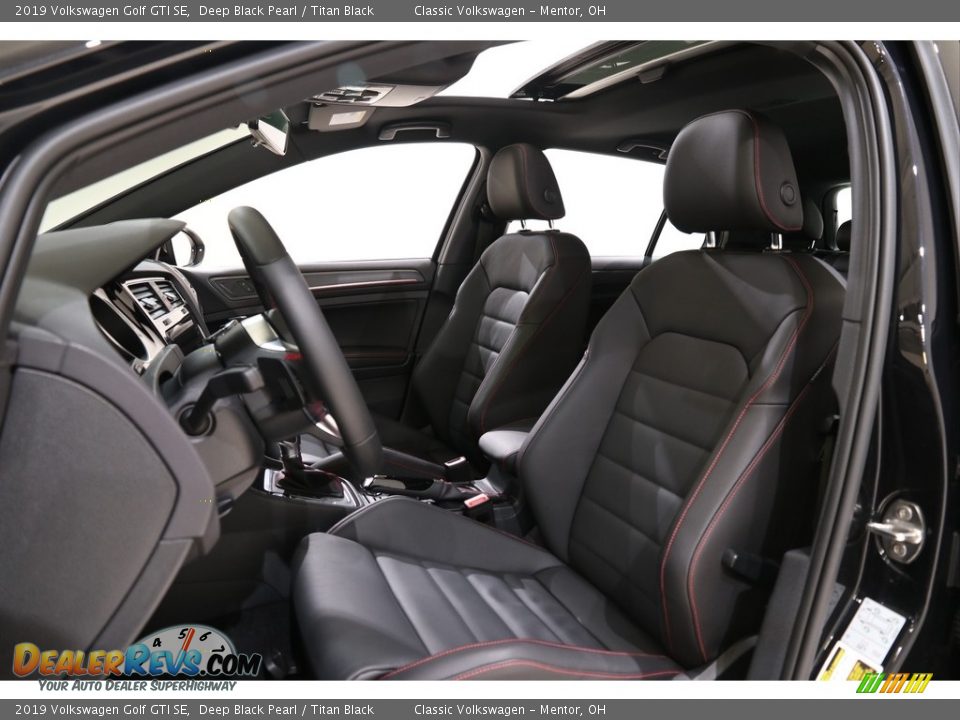 Front Seat of 2019 Volkswagen Golf GTI SE Photo #5