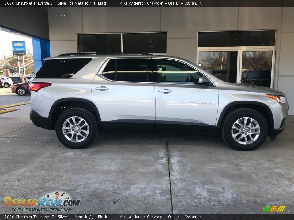 2020 Chevrolet Traverse LT Silver Ice Metallic / Jet Black Photo #2