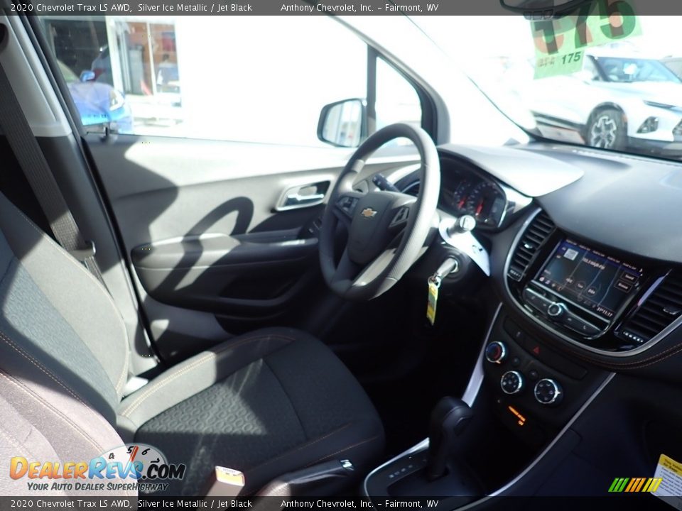 2020 Chevrolet Trax LS AWD Silver Ice Metallic / Jet Black Photo #11