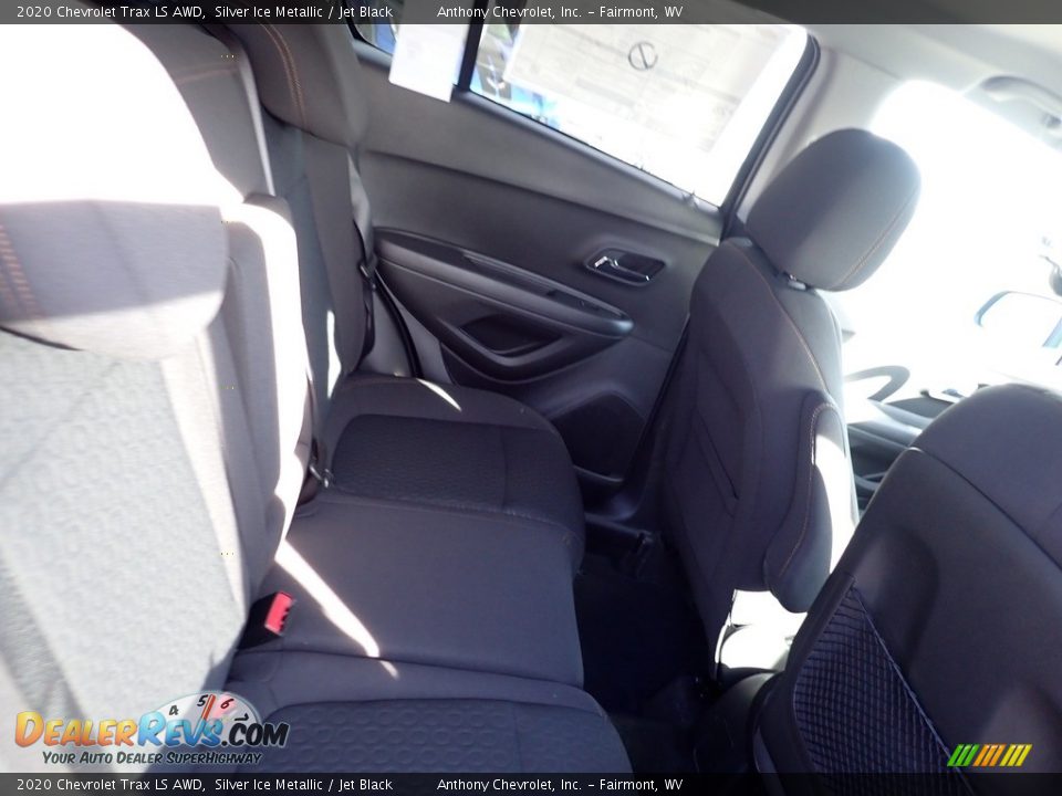 2020 Chevrolet Trax LS AWD Silver Ice Metallic / Jet Black Photo #12