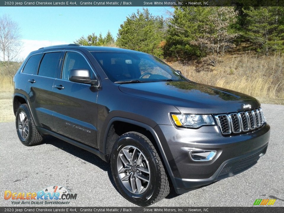 2020 Jeep Grand Cherokee Laredo E 4x4 Granite Crystal Metallic / Black Photo #4