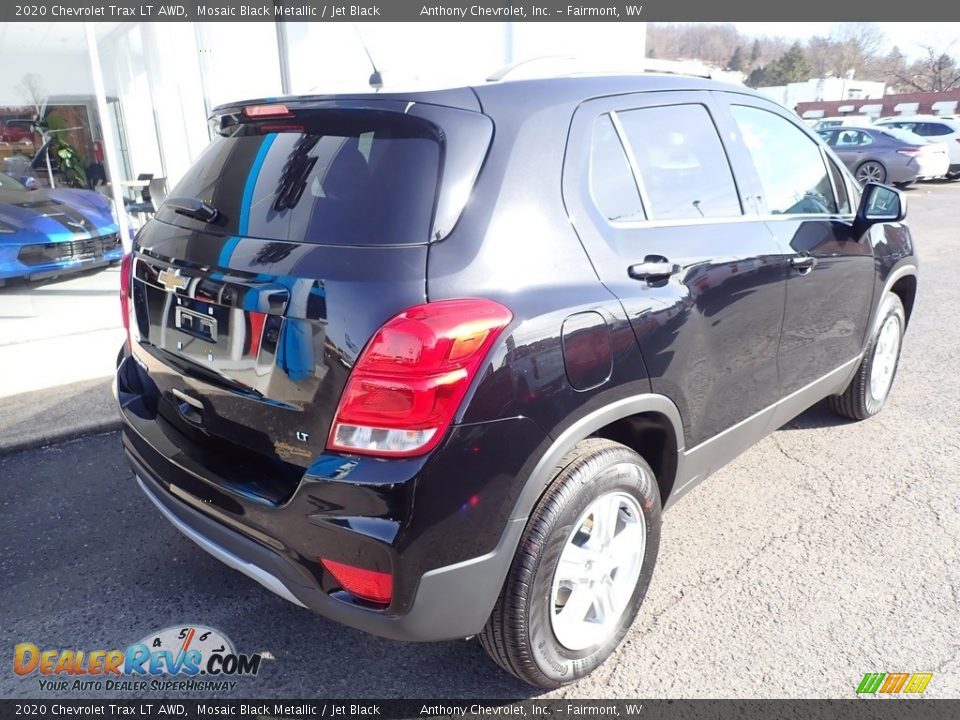 2020 Chevrolet Trax LT AWD Mosaic Black Metallic / Jet Black Photo #4