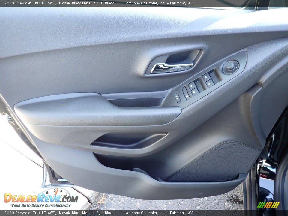 2020 Chevrolet Trax LT AWD Mosaic Black Metallic / Jet Black Photo #13