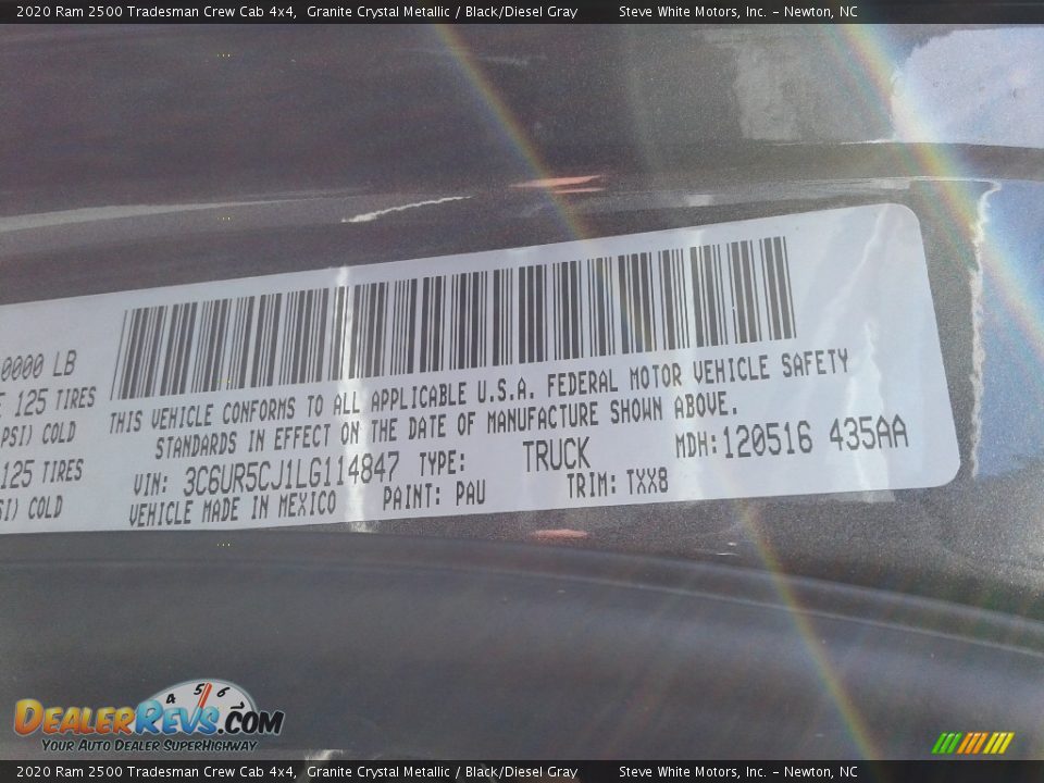 2020 Ram 2500 Tradesman Crew Cab 4x4 Granite Crystal Metallic / Black/Diesel Gray Photo #29